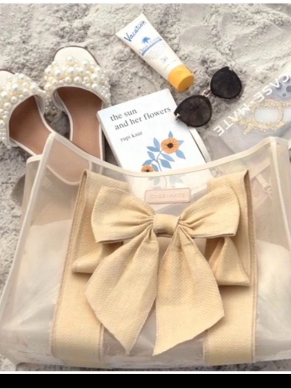 case-mate Cream Jelly Tote with Bow and Matching Pouch